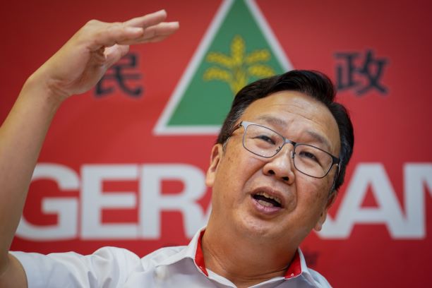 刘华才：肯定疫期贡献  抗疫前线应特别加薪