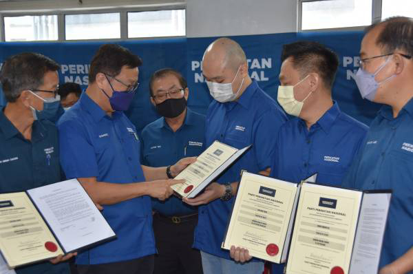 ◤柔佛州选◢全力以赴认真应战 民政3选区 硬碰硬