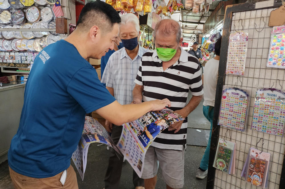 胡栋强今推介竞选宣言 “改善峇央峇鲁水患交通”