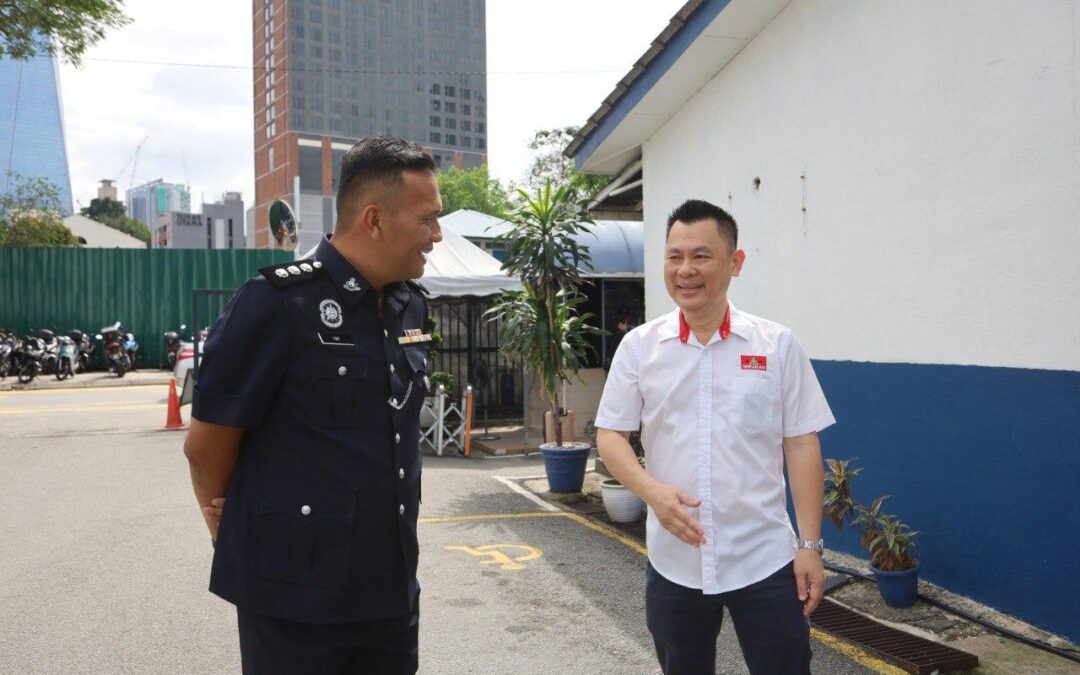 警局晚上10时后关门 降低警队威信
